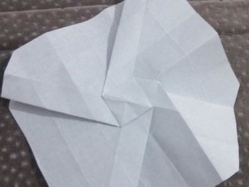 扫墓的白花怎么做折纸