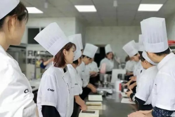 甜品烘焙培训学校排名