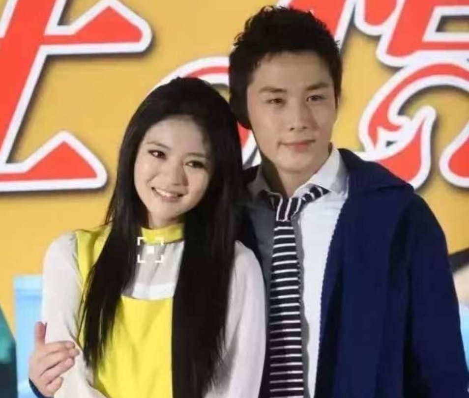 安以轩是黑帮大小姐，为何总有人敢和她抢男朋友？