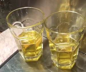 济南3男子喝117瓶啤酒，为何网友说没人想结账才喝这么多？