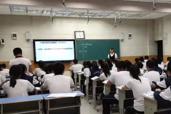 主观唯心主义的基本观点有哪些？