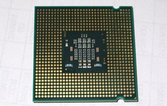 Intel(R) pentium(R) Dual CPU E2200 @ 2.20GHz是什么意思