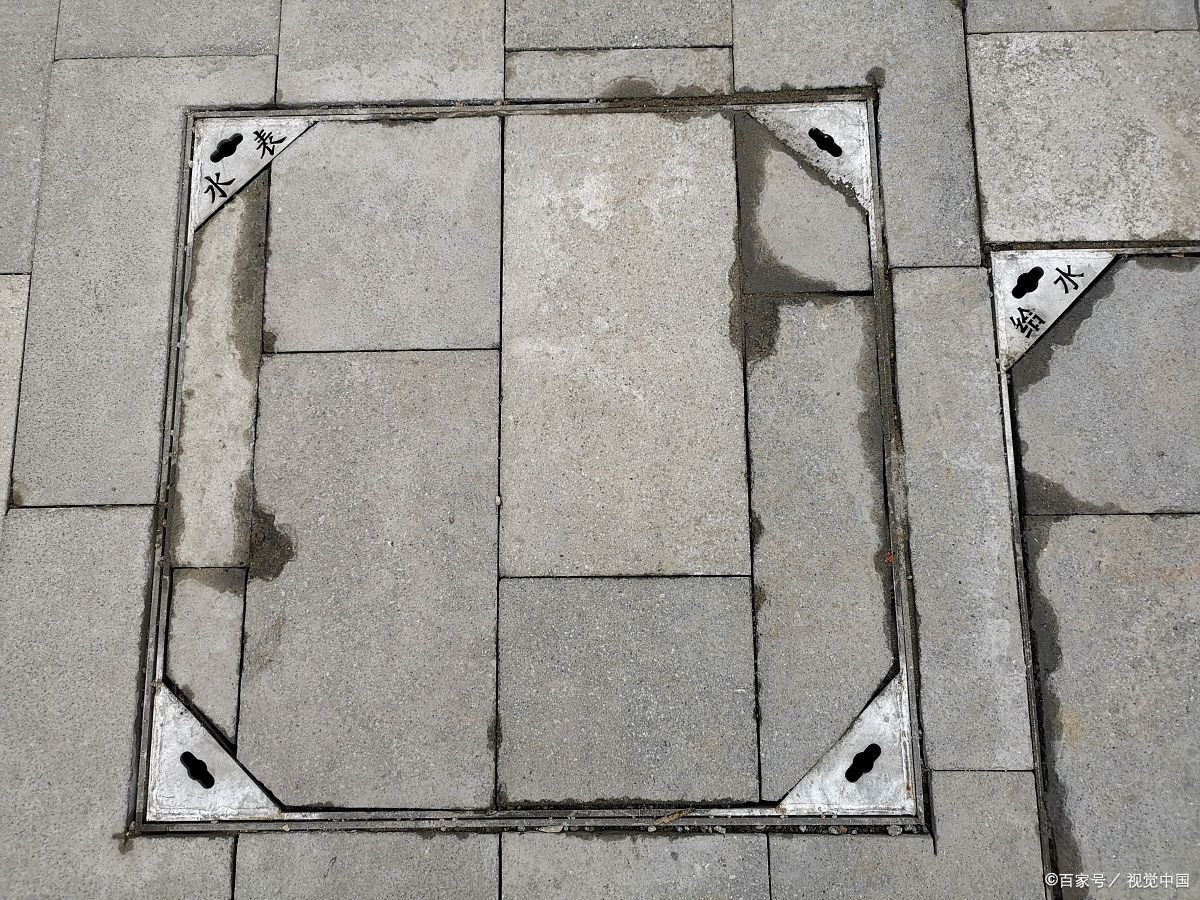 央媒:“井盖吃人”顽疾必须治,具体该采取怎样的措施?