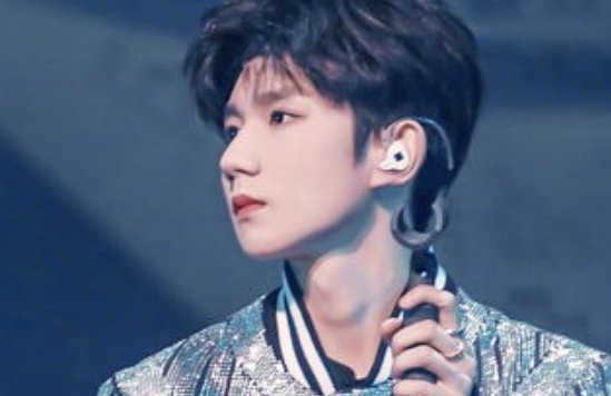 头号铁粉实锤！王源爷爷连续签到838天，你怎么看待王源爷爷的行为？