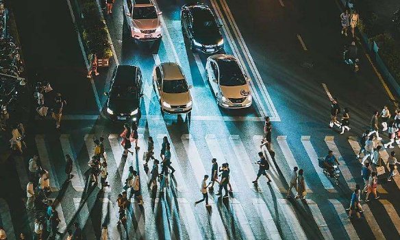 专家建议年轻人不要在通勤上花过多的时间,你能接受最长的通勤是多久?