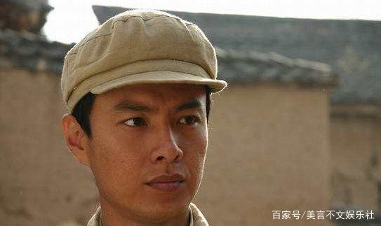 朱铁和妻子一见钟情，婚姻生活过得如何？