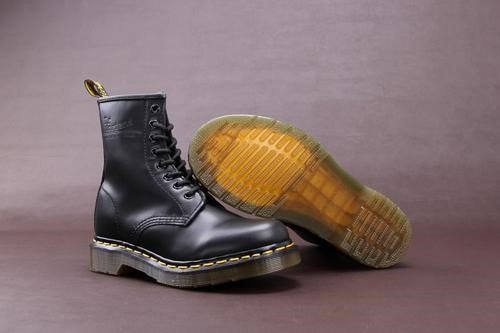 真皮靴子要怎样保养？