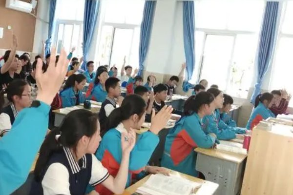 扒的拼音怎么拼写？