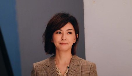 孙燕姿看上一部相机舍不得买，林俊杰震惊：10万你都买不起？怎么回事？