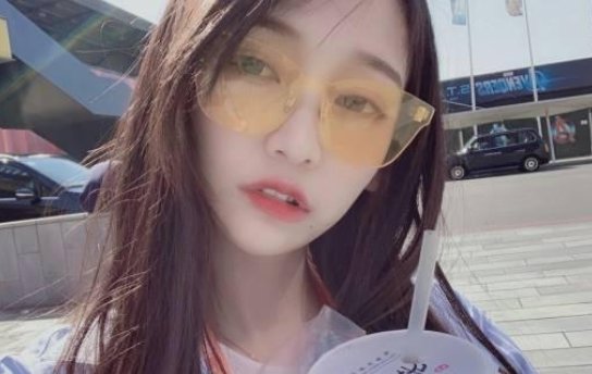 打一拳应该能哭很久吧什么梗？