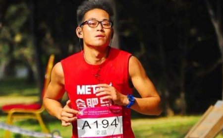 甘肃马拉松遇难者女儿通过视频认出父亲,遇难者的女儿发布了哪五点质疑?