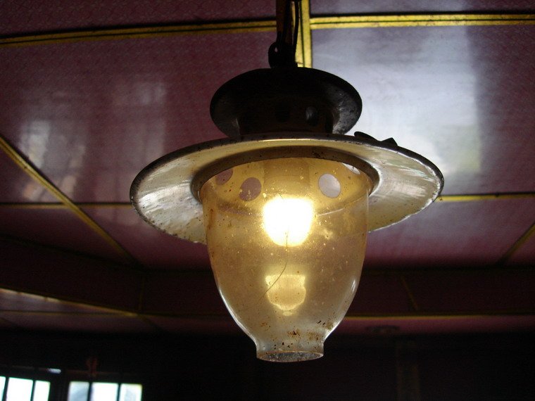 不需要电源的灯