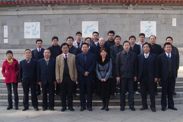 红星中学的学校简介