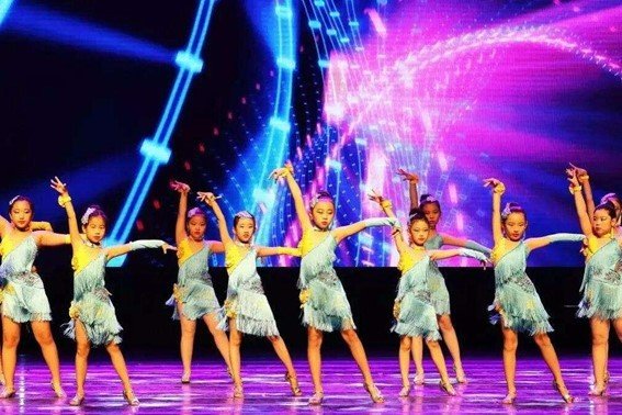 适合儿童的恰恰舞曲