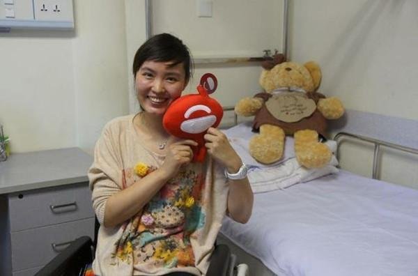 为救学生失去双腿，主动与丈夫提出离婚的教师张丽莉，后来如何？