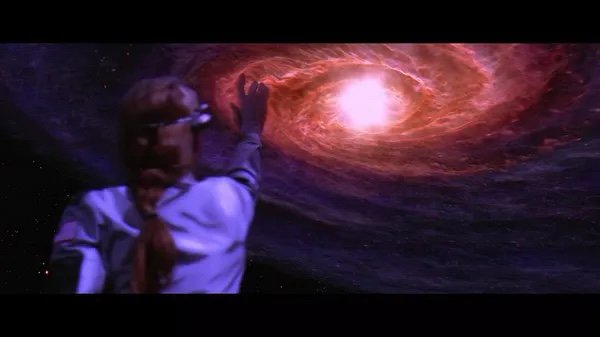 能否推荐一部能和《星际穿越》匹敌或者比它还好看的的科幻电影？