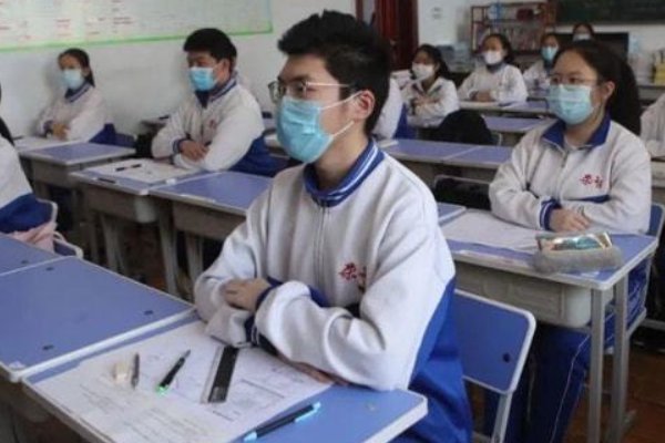 过秦论原文拼音