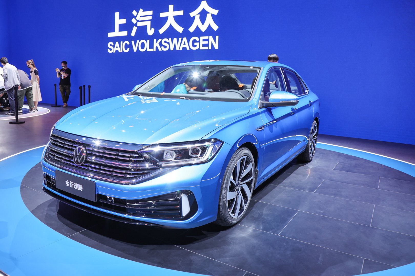 大众速腾与斯柯达明锐哪个车性价比高一点？