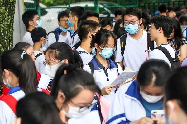 2023湖北省一本线预估多少分