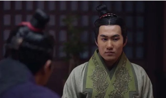 成蟜是谁？他与秦始皇嬴政是什么关系？他为什么要叛乱？
