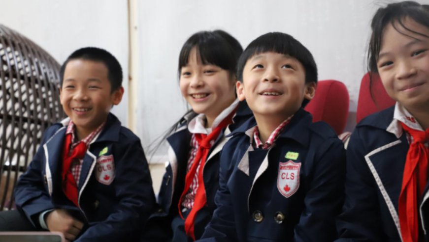 广州富商花百万做的8胞胎试管婴儿，这八个孩子现状如何了？