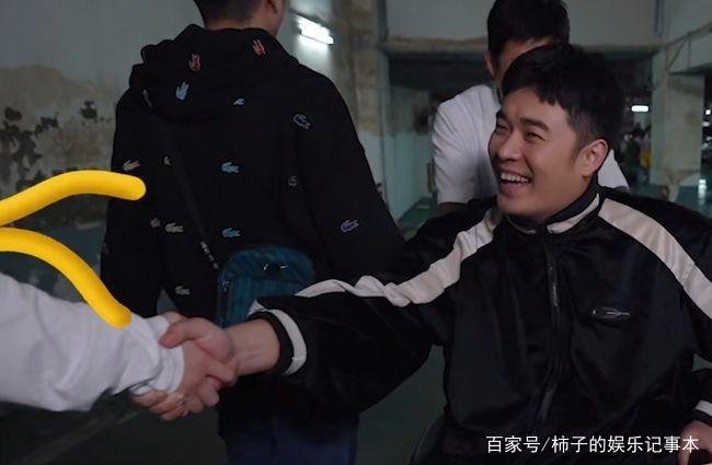 陈赫坐轮椅在重庆寸步难行，他究竟是怎么受伤的？