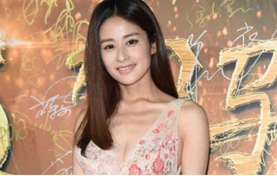 在妻子的浪漫中为什么有很多人说感觉付辛博不够爱颖儿？