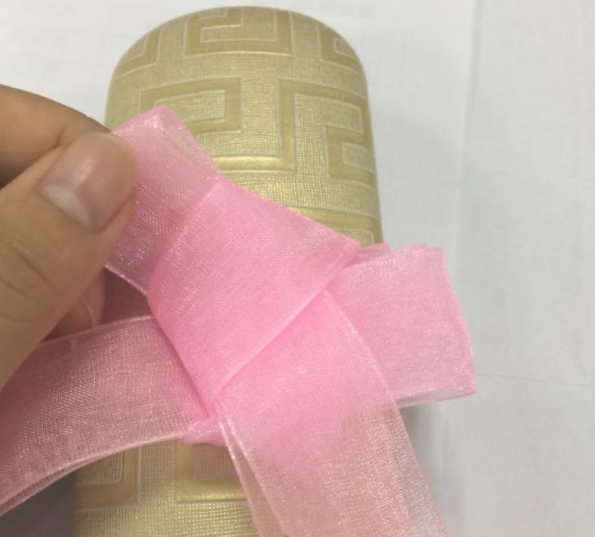 彩带蝴蝶结怎么绑