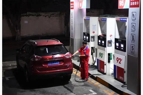 油价本周或迎“第七跌”，油价这样的变化说明了哪些问题？