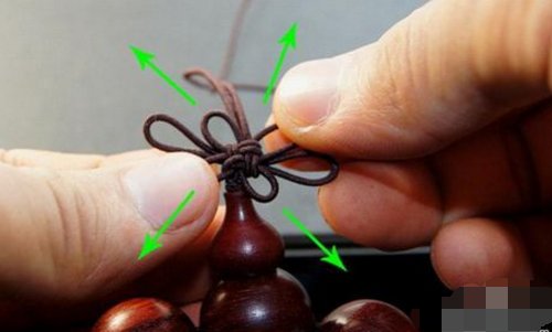 穿星月菩提常见的打结方法