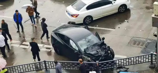 台州一特斯拉连撞2车致2死，屡屡发生事故的特斯拉，还会有消费者购买吗？