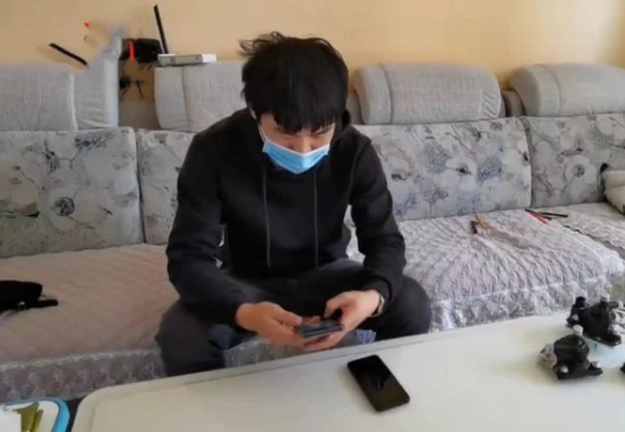 哈尔滨一男子余额宝存46万被冻结3年，到底是哪里出现了问题？