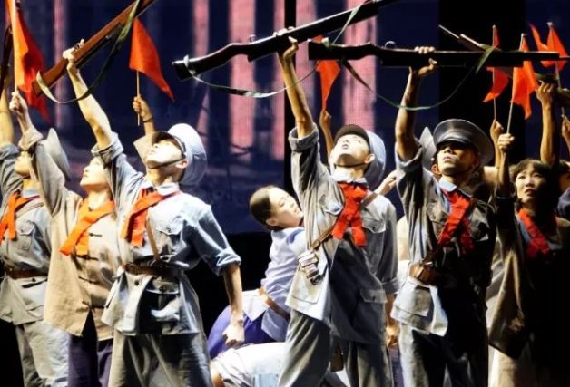 头可断肢可折革命精神不可灭是谁写的