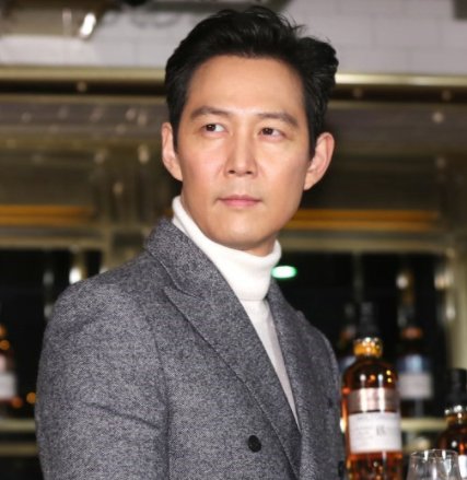 李政宰新剧片酬被曝每集10亿韩元,这放在内娱是啥水平?