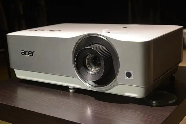 国产家庭影院哪个品牌好些