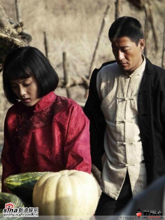 走出硝烟的女人的剧情简介