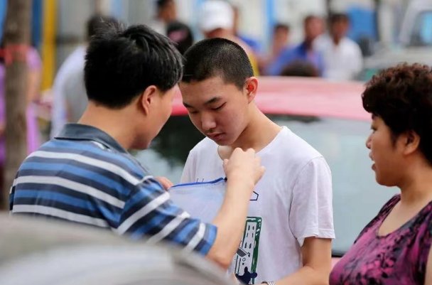 高考专科志愿什么时候出结果