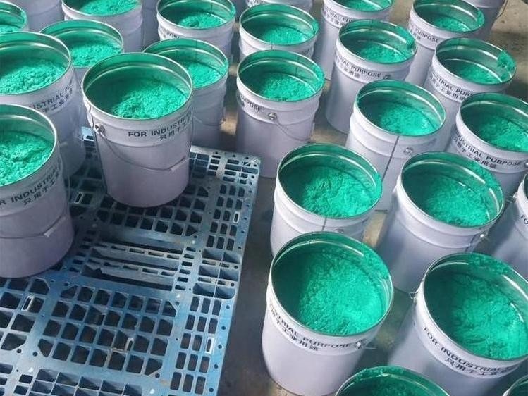 环氧玻璃鳞片防腐漆如何施工？