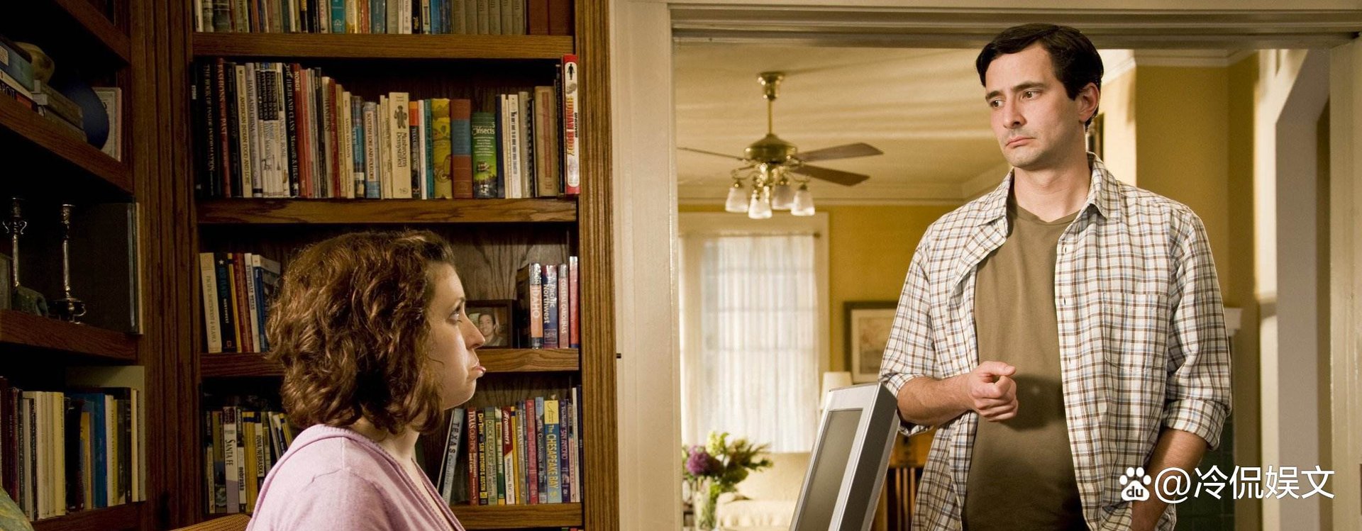 男子撞见女邻居出轨，拍下视频要挟与其一周发生5次关系，结局咋样？