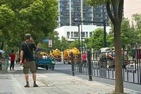 吸粪车在粪池吸到了什么东西警方为何会判断来女士已遇害？