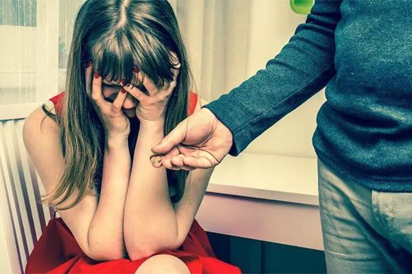 绝口不提的解释成语的含义