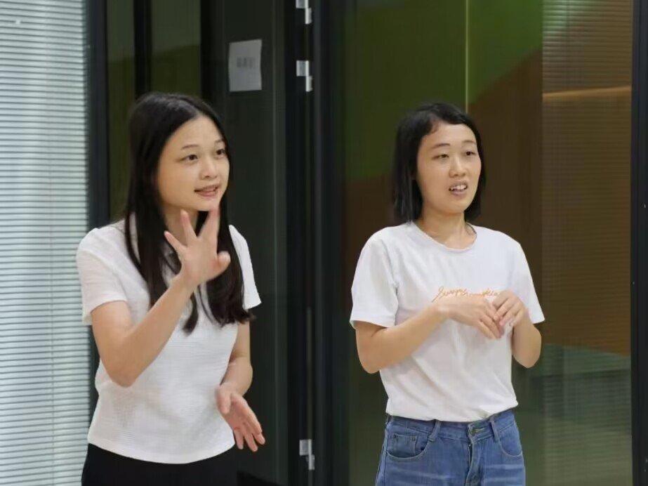 适合元旦晚会玩的小游戏