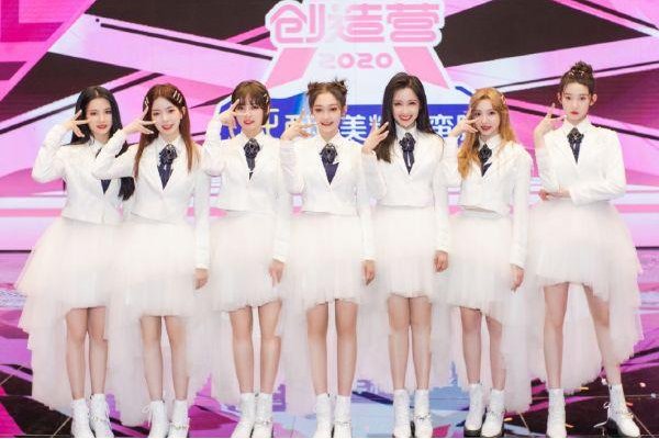 硬糖少女这个组合果然是兄弟团，说说这是一个什么梗？