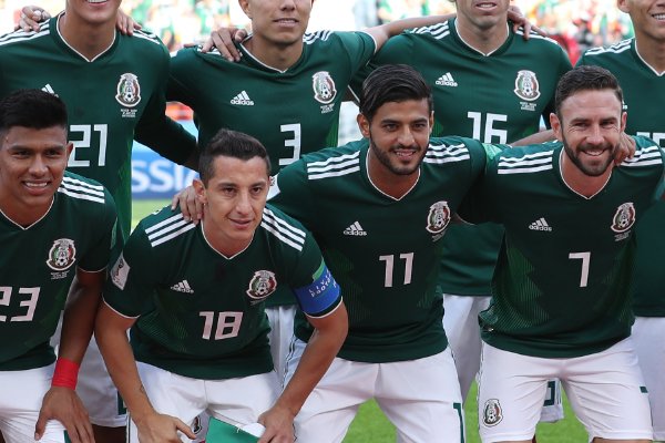 波兰和墨西哥足球谁厉害