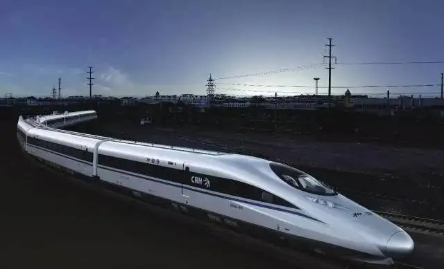 媒体：高铁之大，理应放得下一片卫生巾！我们该如何尊重女性？