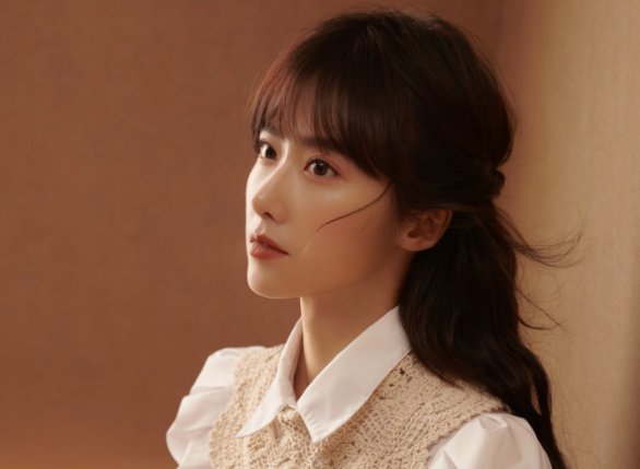 《利刃出击》严小雨的扮演者是谁？