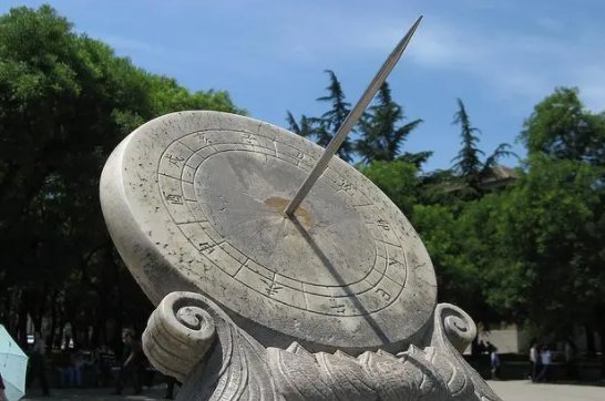 十二时辰是怎么划分的？