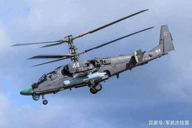 俄卡-52被击中两飞行员惊险逃生,“空中怪兽”卡52的威力到底有多大?