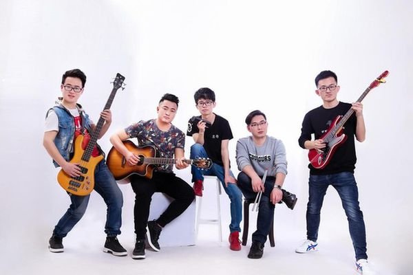 纸短情长的原唱是谁？