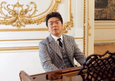 郎朗社交平台换头像，和本人一模一样，网友对此作何评价？